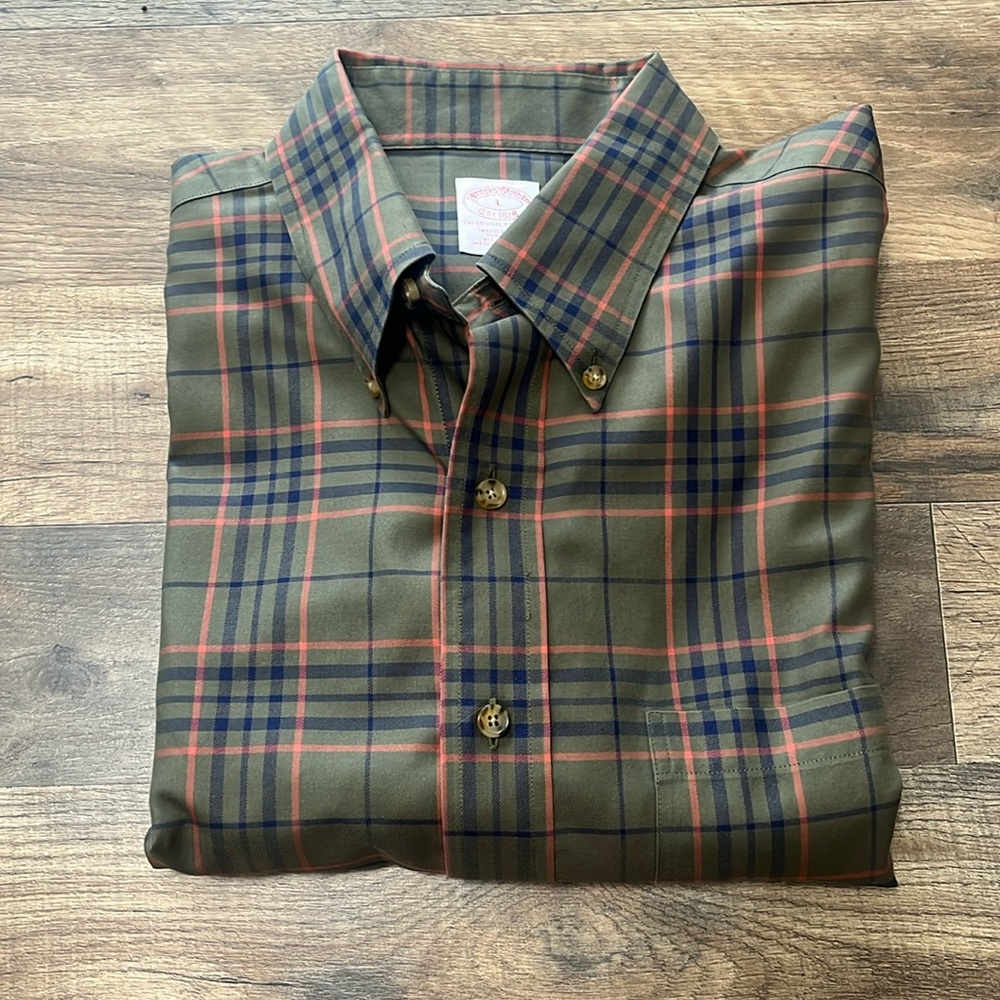 Brooks Brothers long sleeve button down shirt size large